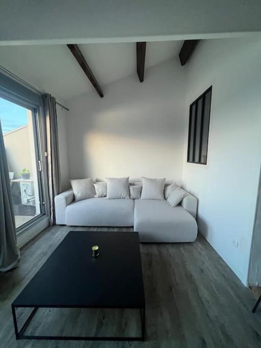 Appartement Terrasse Belle Vue En Duplex Parking Sete Exterior photo